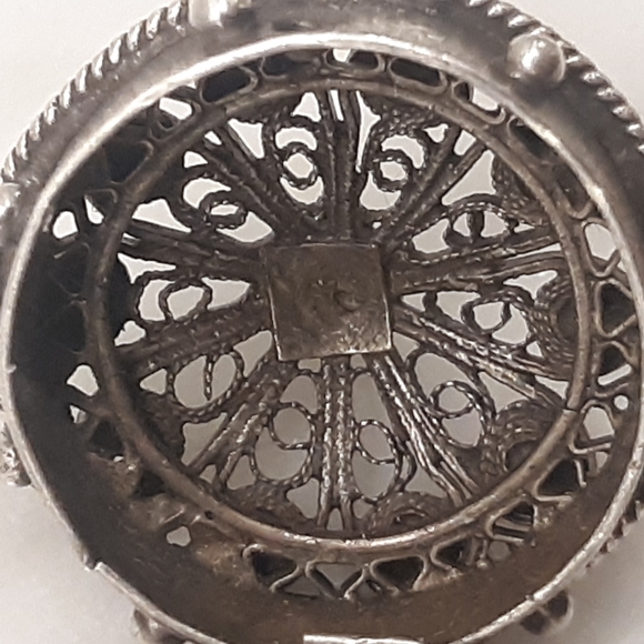 Antique Victorian Spanish 800 Silver Filigree Pomander Perfume Pendant Charm - Picture 8 of 8